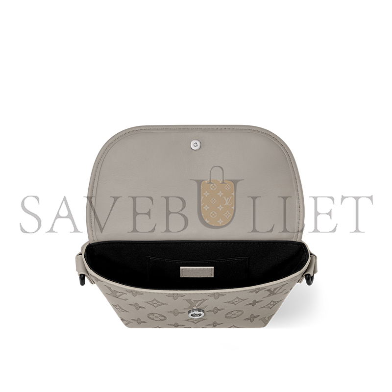 LOUIS VUITTON PULSE WEARABLE WALLET M14794 (22.5*16*5cm) LOUIS VUITTON PULSE WEARABLE WALLET M14794 (22.5*16*5cm)